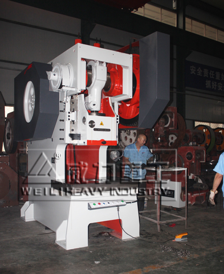 160噸鋼板固定臺沖床