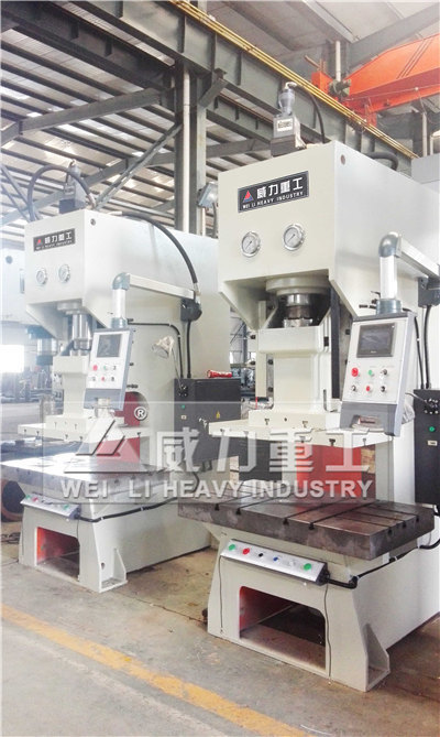 液壓沖床定位精度與環境溫度及坐標軸有關系1