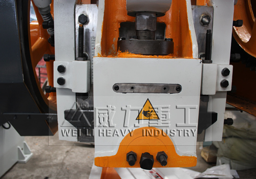 80噸機械沖床加工細節(jié)